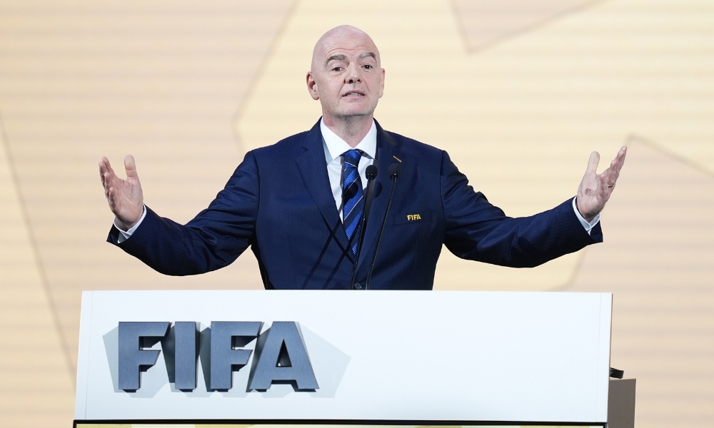 板上给予了 板上给予了